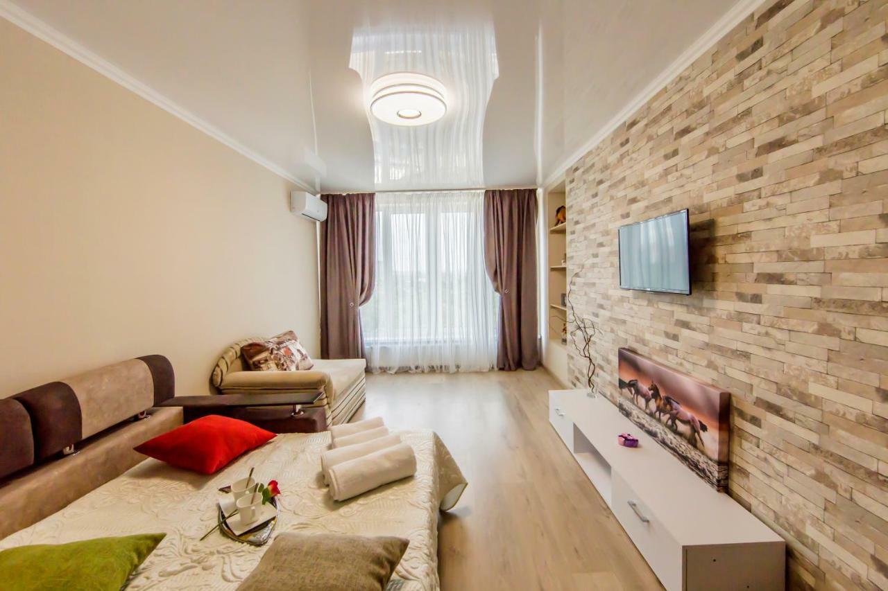 基輔The Best Rest In This Stylish, Cozy Apartament.公寓 外观 照片